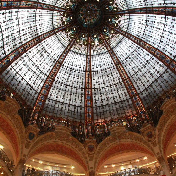 Dining out as an expat family in France